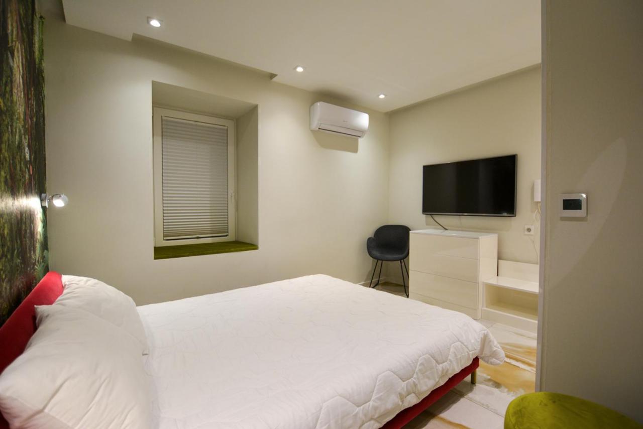 Apartament Lion's Den Deluxe Studio